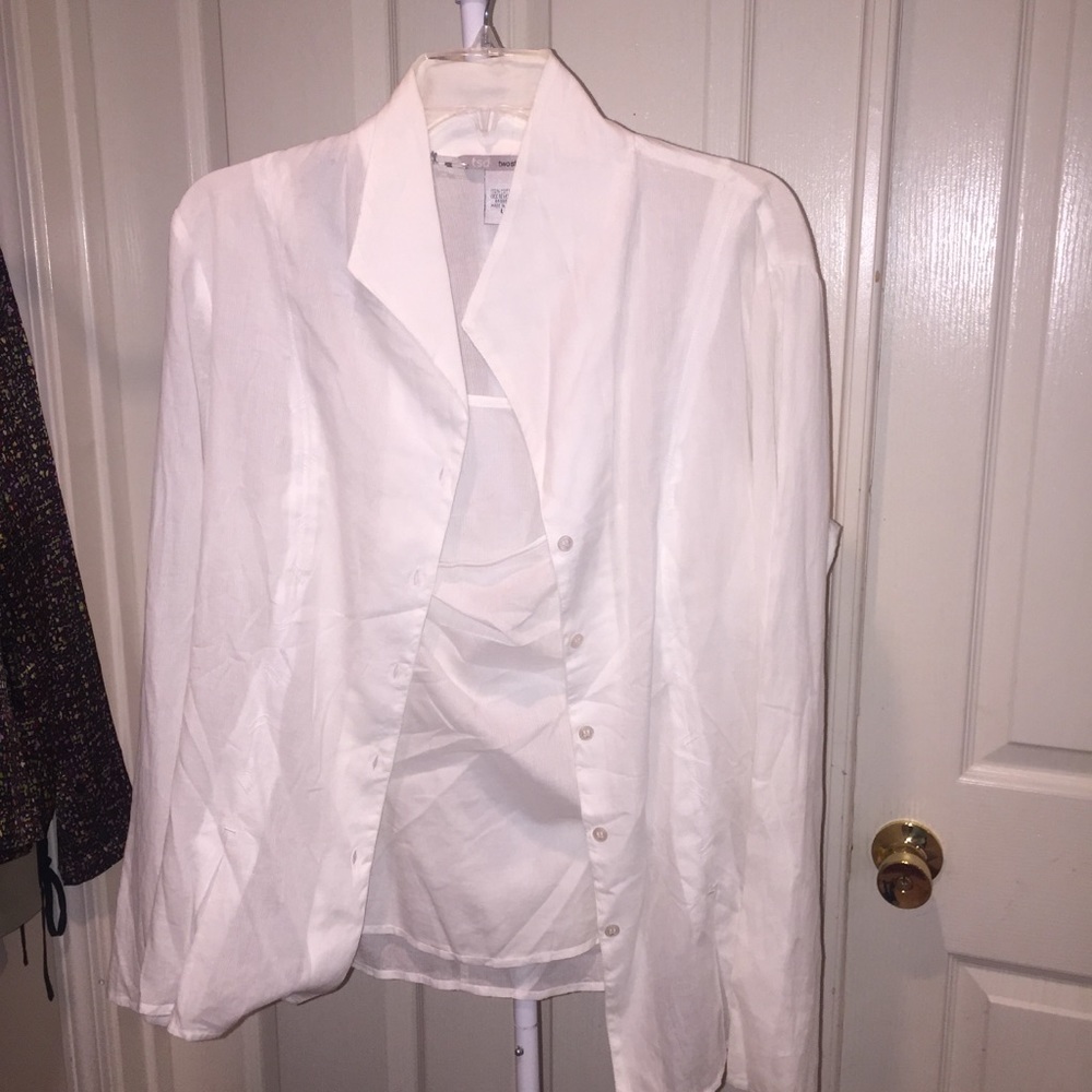 Women’s Button Up
